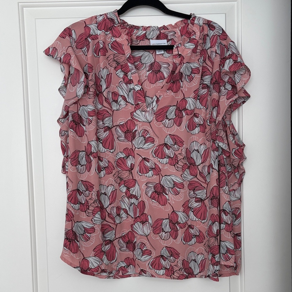 Floral Blouse with Ruffle Sleeves